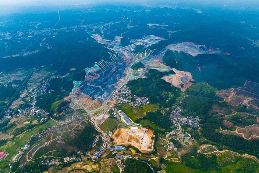 平陆运河“破山向海”。平陆运河集团供图 平陆运河“破山向海”。平陆运河集团供图
