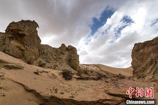 柴达木盆地红崖火星村景区建设正式启动