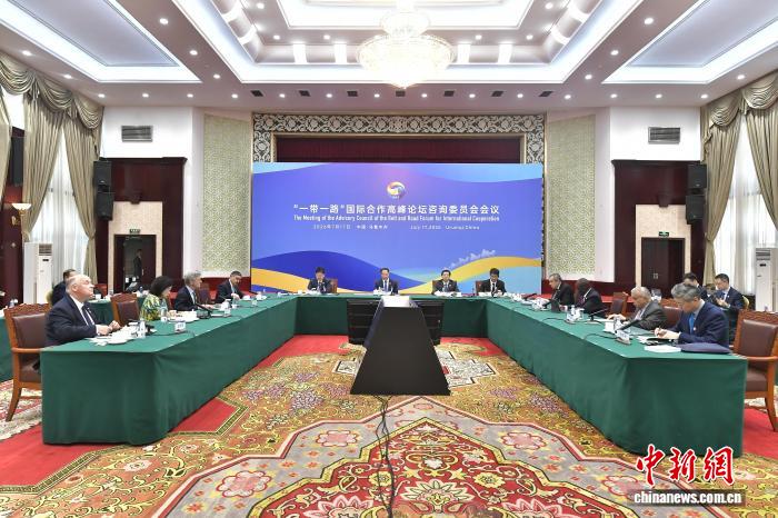 7月17日,“一带一路”国际合作高峰论坛咨询委员会2026年会议在乌鲁木齐市召开。 金奇 摄