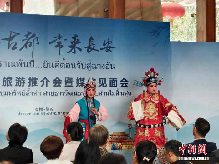 活动中的秦腔表演。李映民 摄 活动中的秦腔表演。李映民 摄